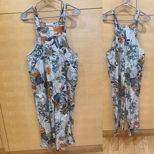 Linen floral overalls for women size small